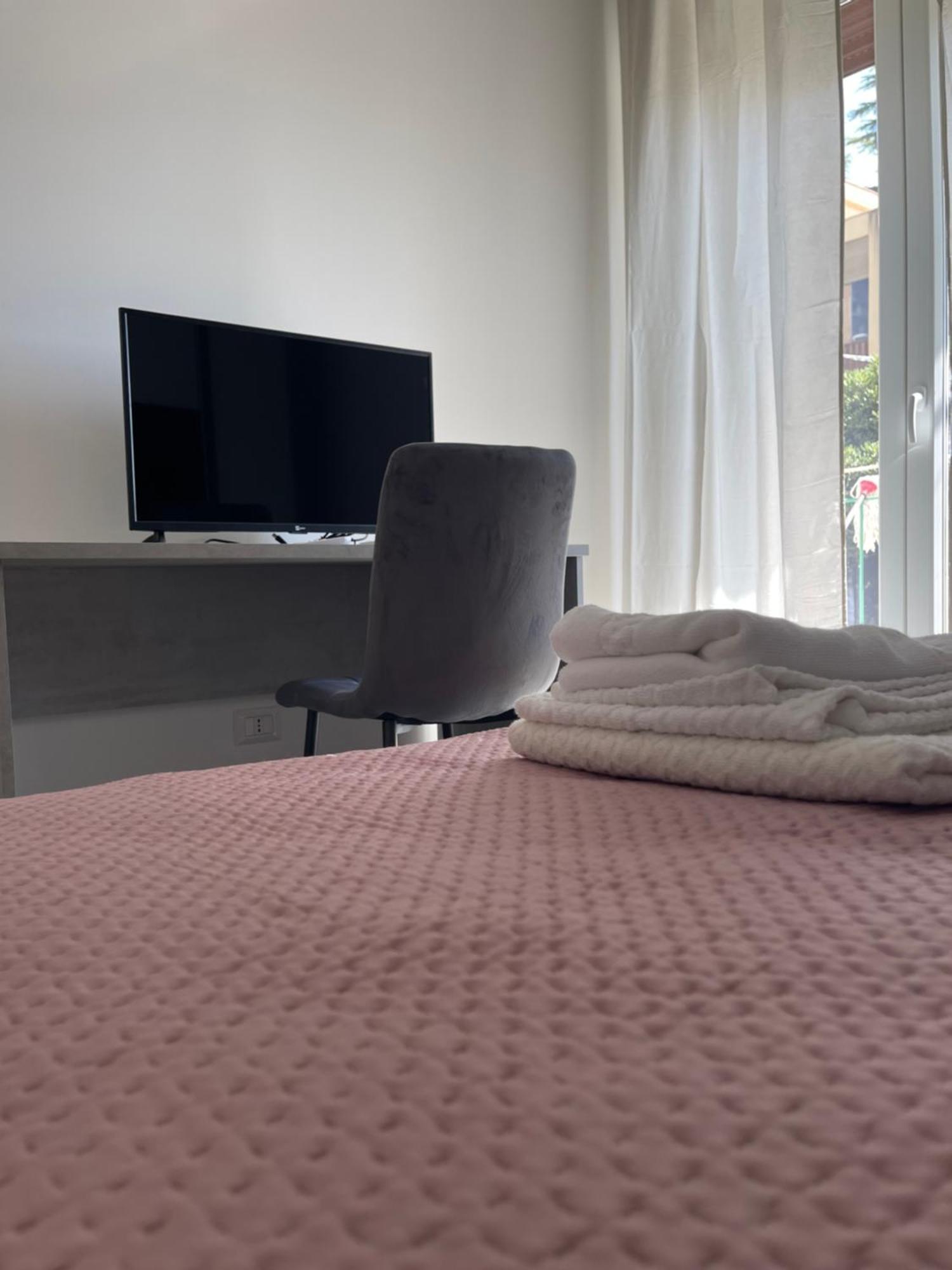 Leos Rooms Caltanissetta Exterior foto